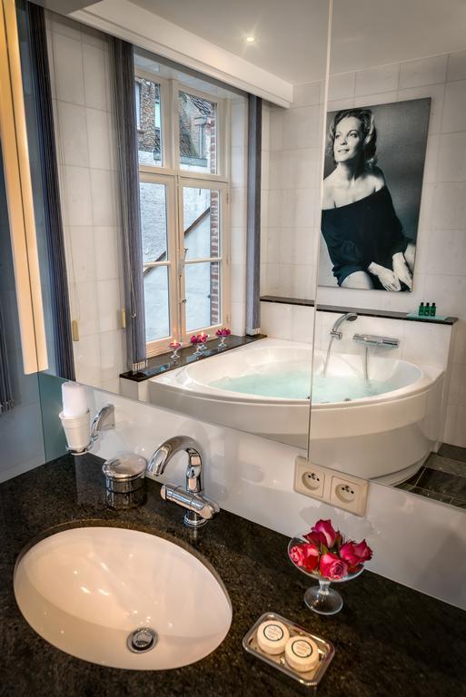 Luxe Suite met Uitzicht op de Gracht