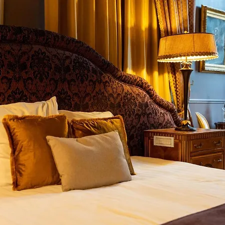 Canal Suites-3